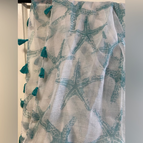 Starfish Infinity Scarf - Picture 4 of 5